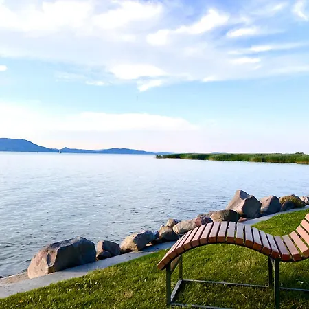 Wave77 Family Balatonfenyves-lake Balaton Appartamento